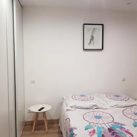 Maison T2 500m De La *